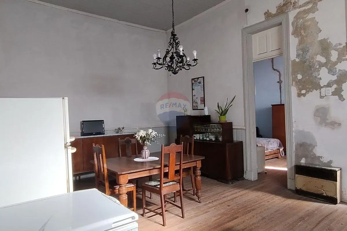 CASA 6 AMB SOBRE GRAN LOTE BERNAL CERCA ESTACION 2