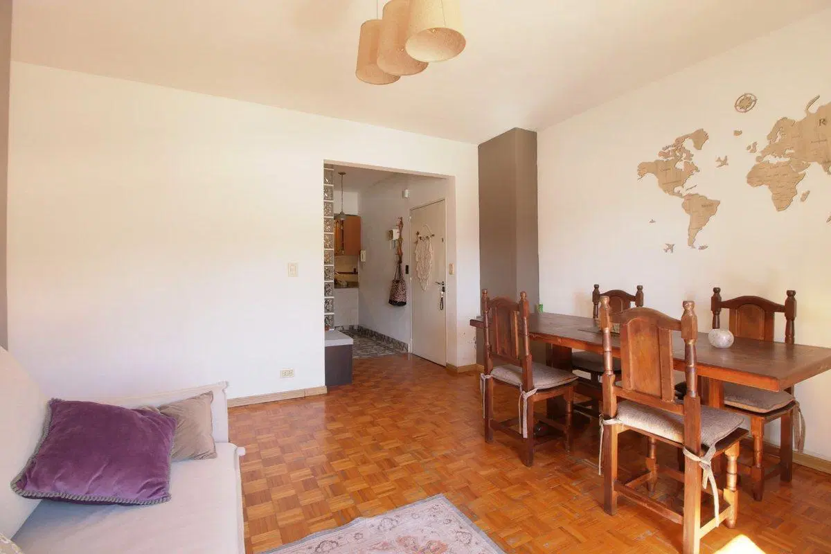 DEPARTAMENTO DE 3 AMBIENTES Y MEDIO VENTA FLORES 3