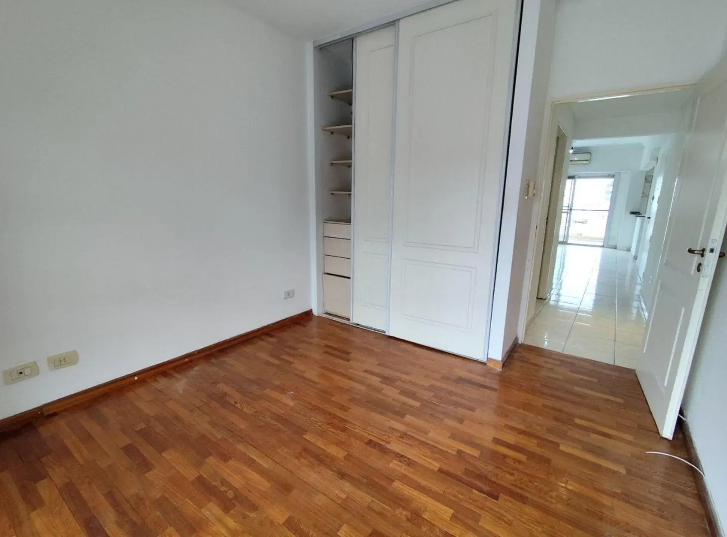 ALQUILER LINIERS 2 AMB SEMIPISO BALCON frente 8