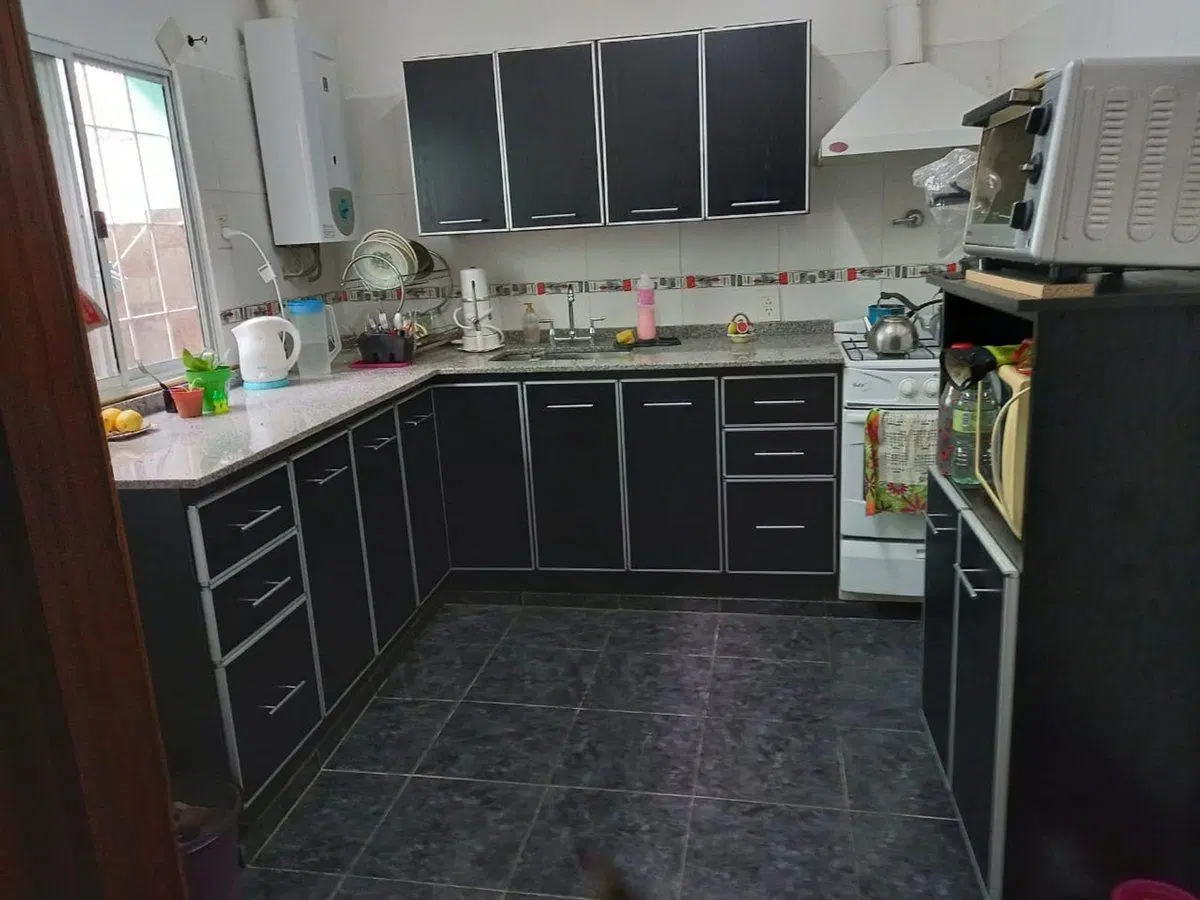 VENTA CASA  5 AMB/COCH/TERRAZA-GERLI-APTO CREDITO 5