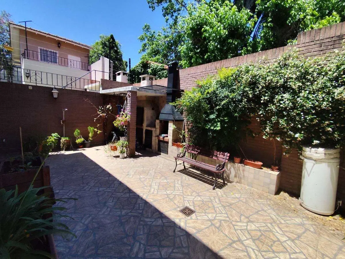 PH VENTA MORON 4 AMB PATIO COCHERA APTO CREDITO 2