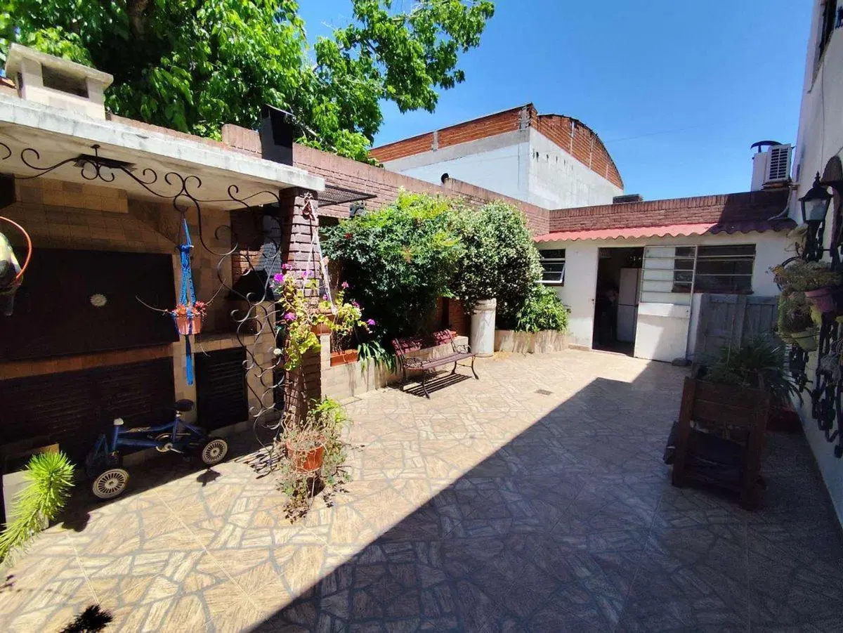 PH VENTA MORON 4 AMB PATIO COCHERA APTO CREDITO 8