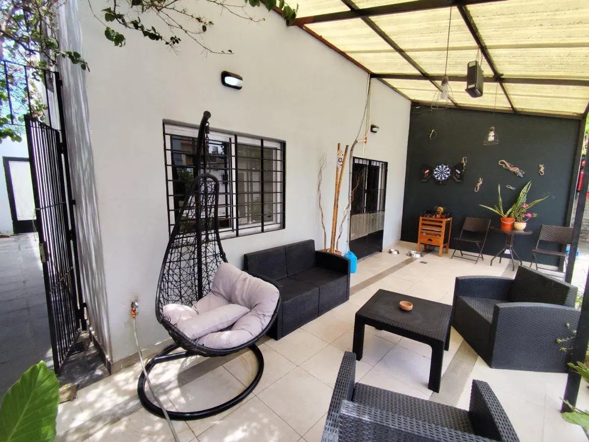 CASA VENTA CASTELAR 4 AMB PARQUE PISCINA COCHERA 5