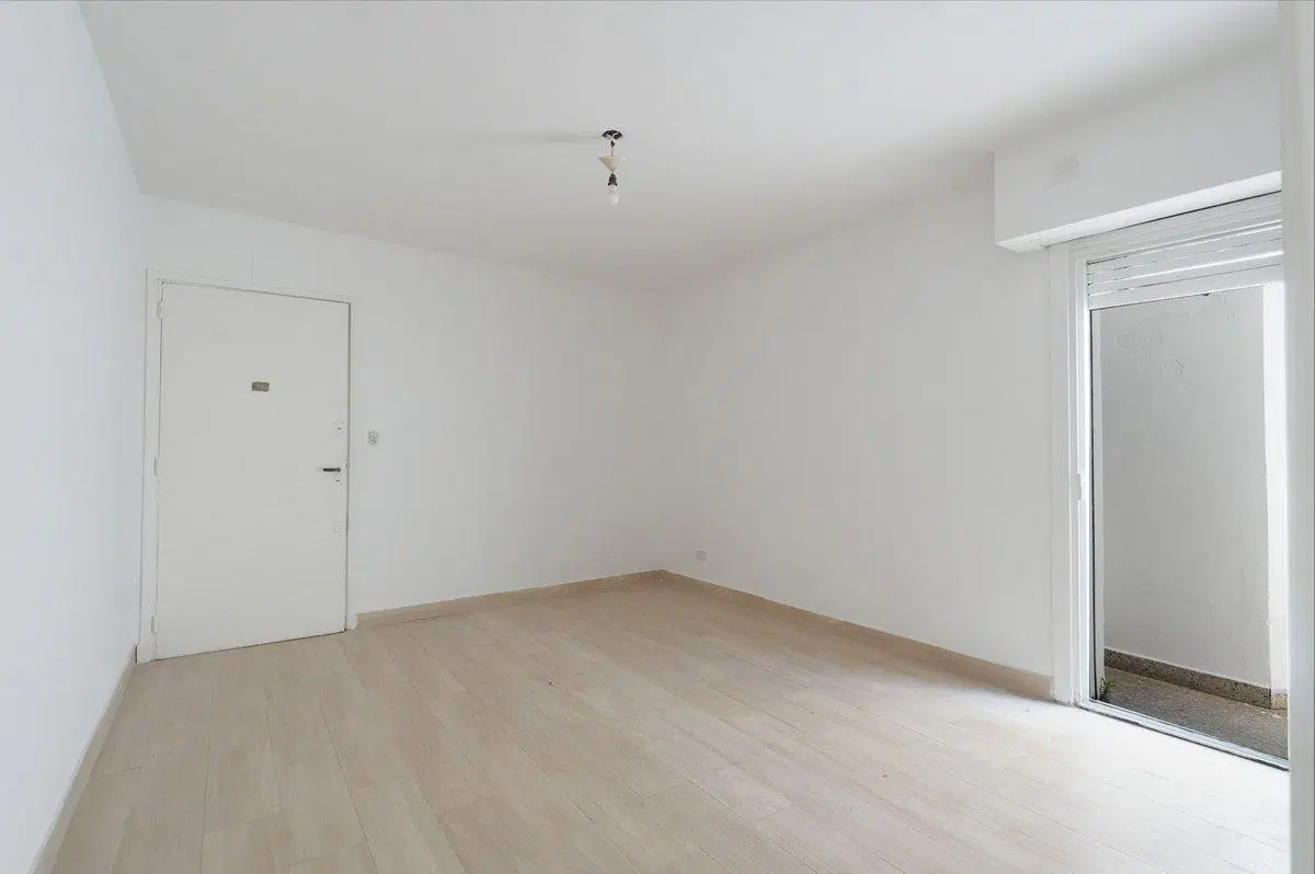 Venta  2 ambientes con Patio , APTO CREDITO 4