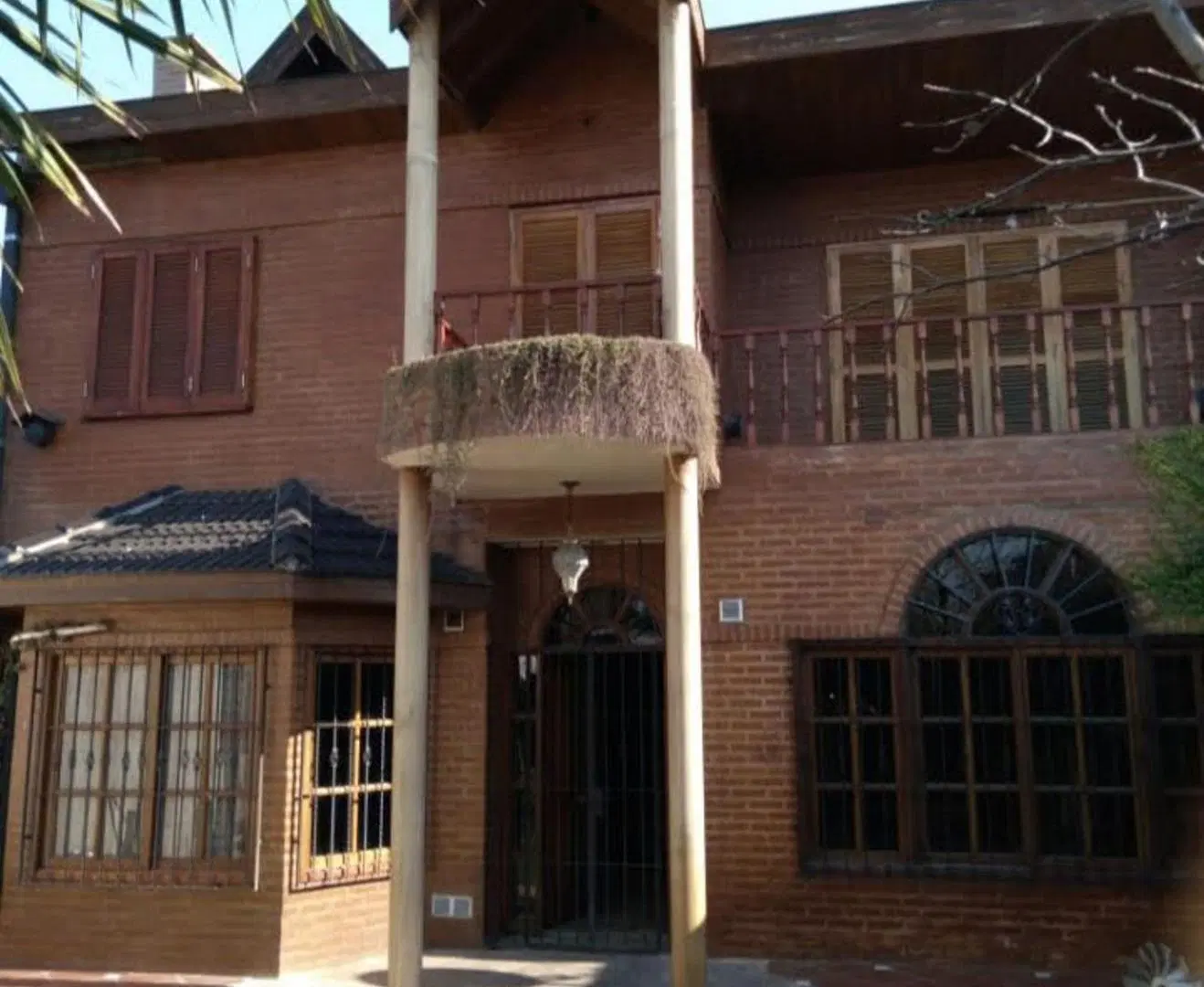 VENTA CHALET EN DOS PLANTAS EL JAGUEL, GRAN LOTE. 2