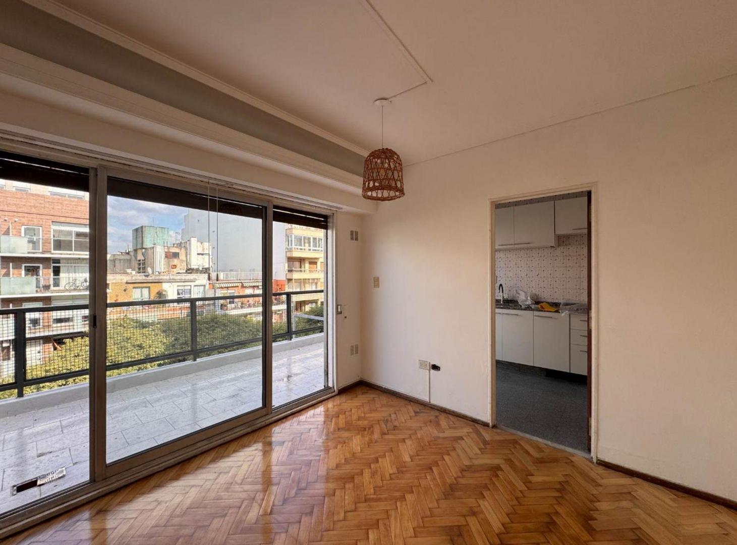 Foto de Alquiler 2 AMB CON GRAN BALCÓN TERRAZA EN PALERMO, imagen 4
