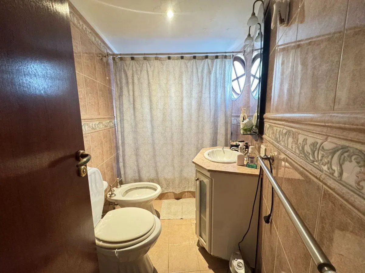 VENTA CASA 4 AMB DUPLEX PATIO PARRILLA FLORESTA 4