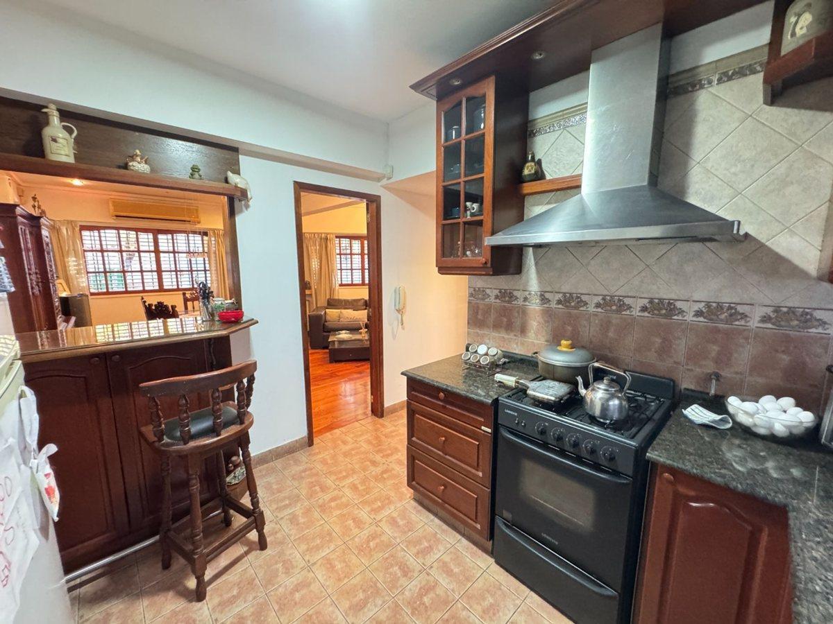 Foto de VENTA CASA 4 AMB DUPLEX PATIO PARRILLA FLORESTA, imagen 1