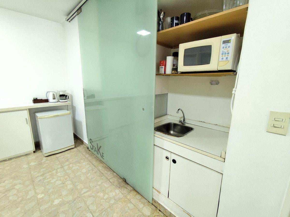 Foto de OFICINA VENTA VILLA CRESPO CABALLITO entrada INDEP, imagen 5