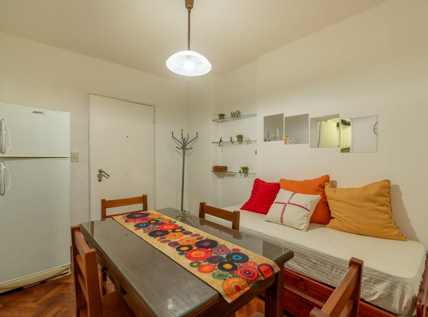 Foto de TEMPORARIO 2 AMBIENTES-CHARCAS 3445- PALERMO, imagen 3