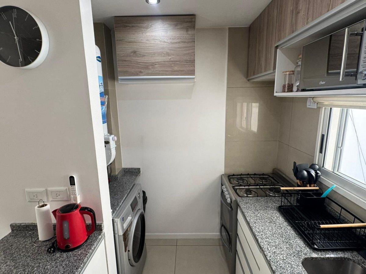 Foto de VENTA DEPARTAMENTO 3 AMBIENTES 1 COCHERA BARRACAS, imagen 5