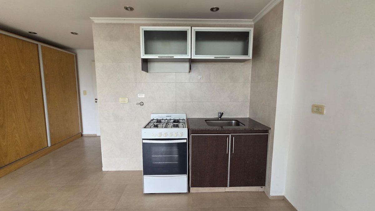 Foto de VENTA MONOAMBIENTE BALCON CONTRAFRENTE FLORESTA, imagen 3