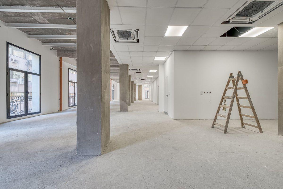 Foto de OFICINA A ESTRENAR MODERNA ESQUINA PLANTA ABIERTA, imagen 1