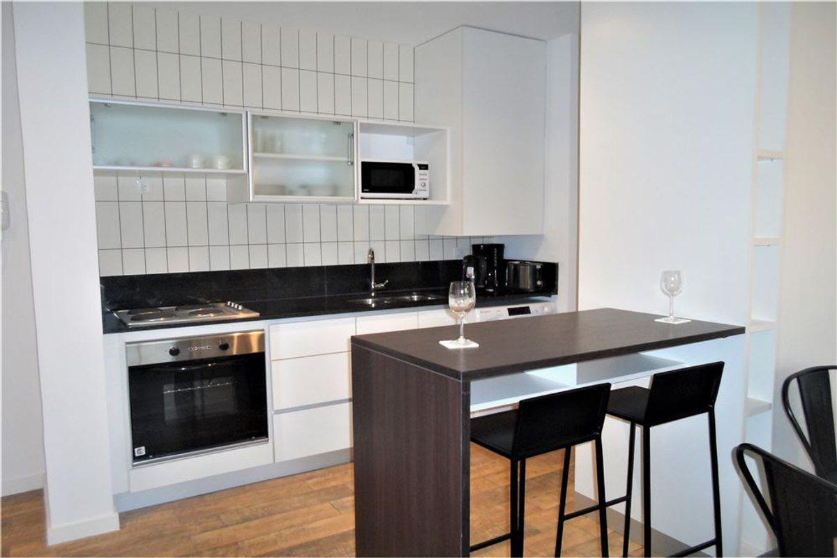 Foto de VENTA 2 AMB u$s119.900 + COCH. u$s19.000-S.TELM0, imagen 3