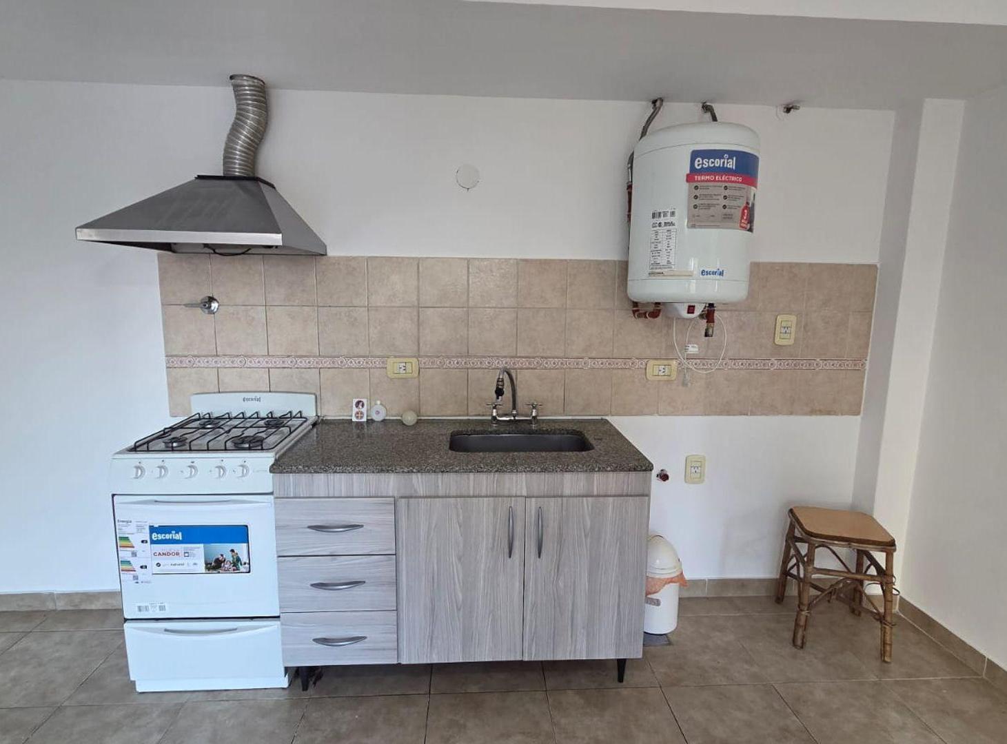 Foto de ALQUILER DEPARTAMENTO 2 AMBIENTES CON BALCON MORON, imagen 4