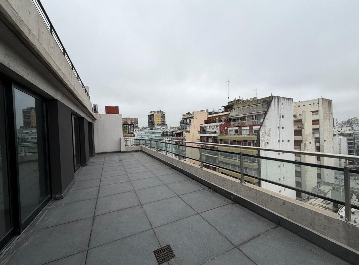 Foto de VENTA 4 AMBIENTES BALCON TERRAZA COCHERA RECOLETA, imagen 2