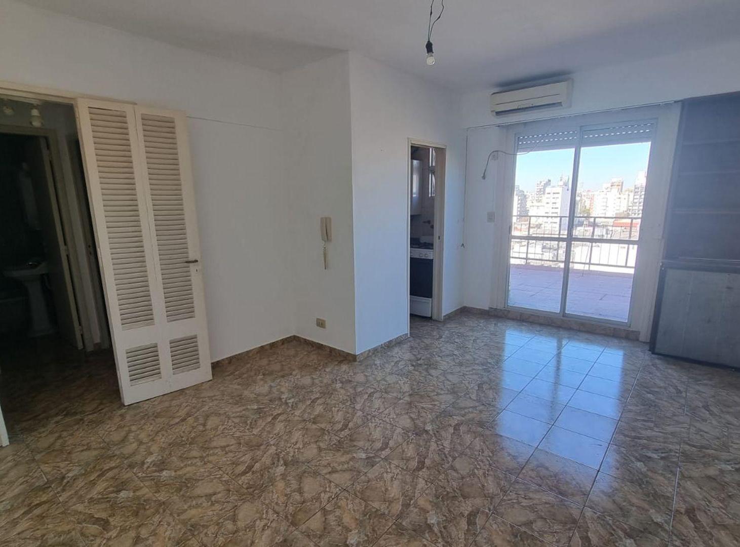 Foto de Venta depto de 2 AMB balcón terraza en Monserrat, imagen 3