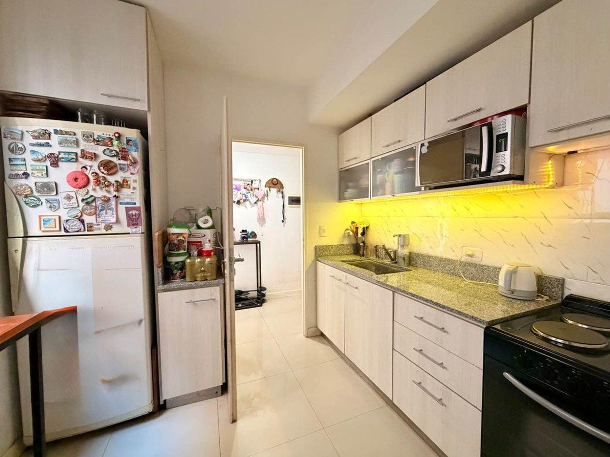 Foto de VENTA DEPARTAMENTO TRES AMBIENTES SAN CRISTOBAL, imagen 2