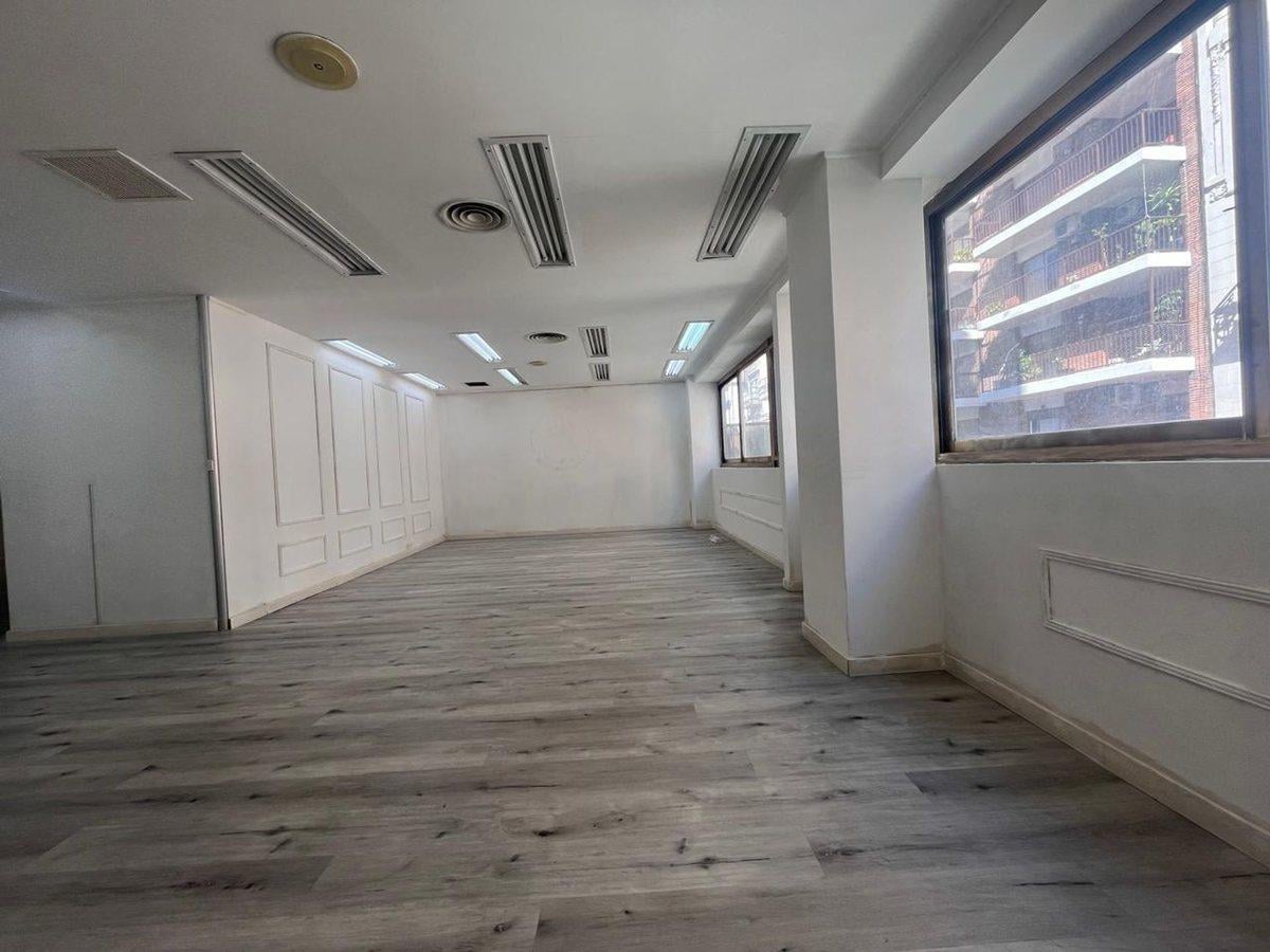 Foto de Consultorio o estudio refaccionado en Barrio Norte, imagen 2