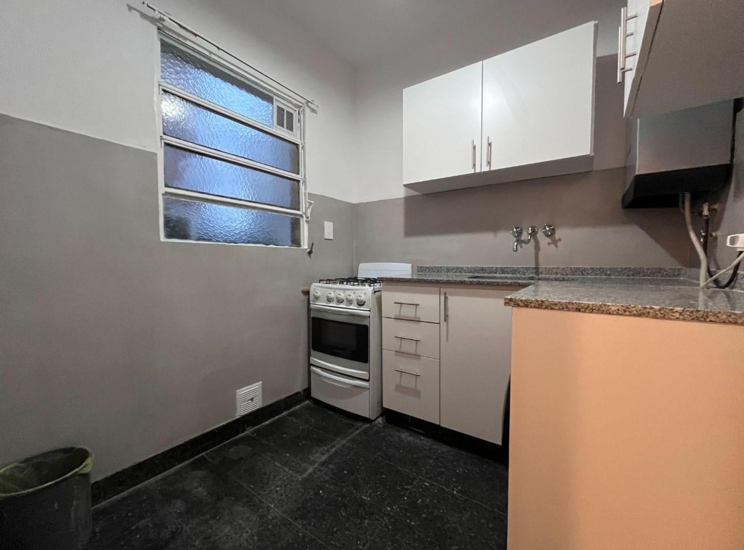 Foto de Departamento 2 ambientes en alquiler Almagro, imagen 1