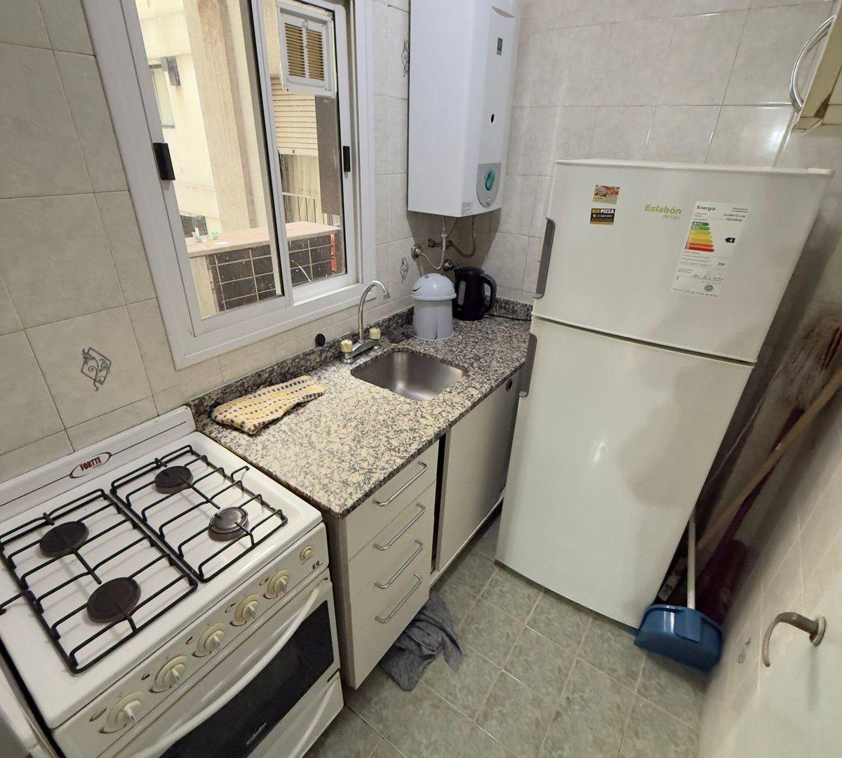 Foto de VENTA MONOAMBIENTE A MTS HOSP. CLINICAS F MEDICINA, imagen 2