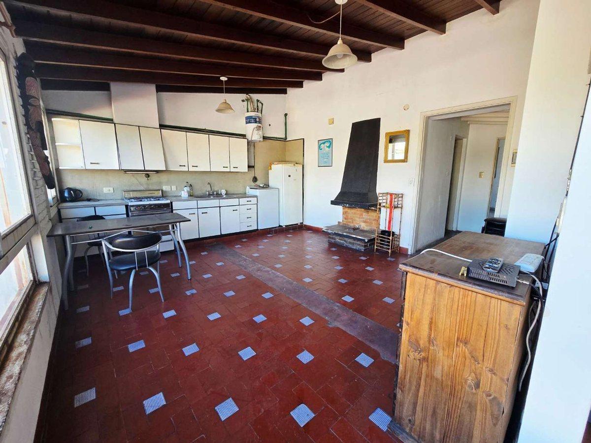 Foto de VENTA PH 4 AMB A RECICLAR PATIO TERRAZAS V.DEVOTO, imagen 3