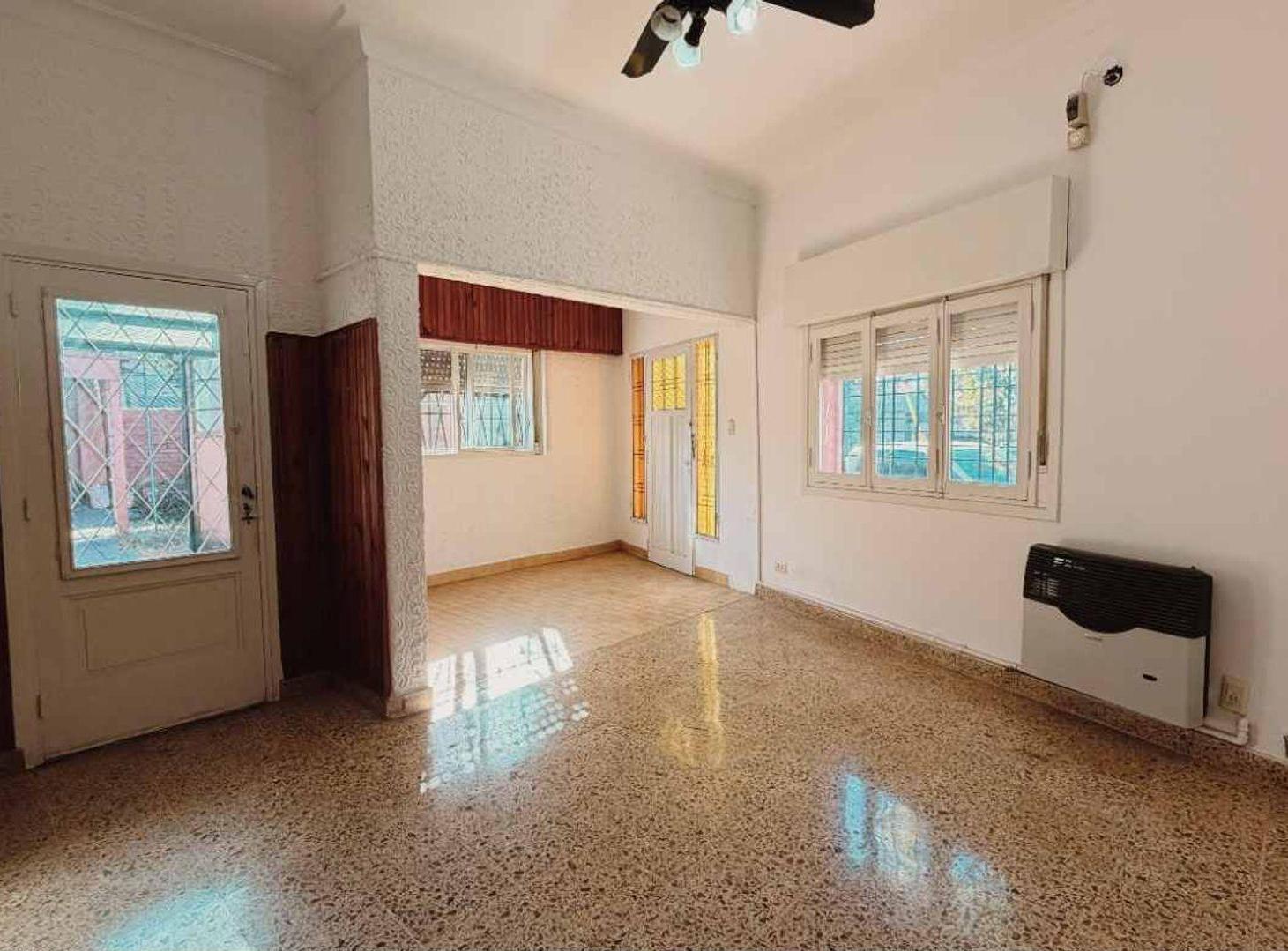 Foto de CASA 3 AMBIENTES PARQUE PARRILLA COCHERA, imagen 4