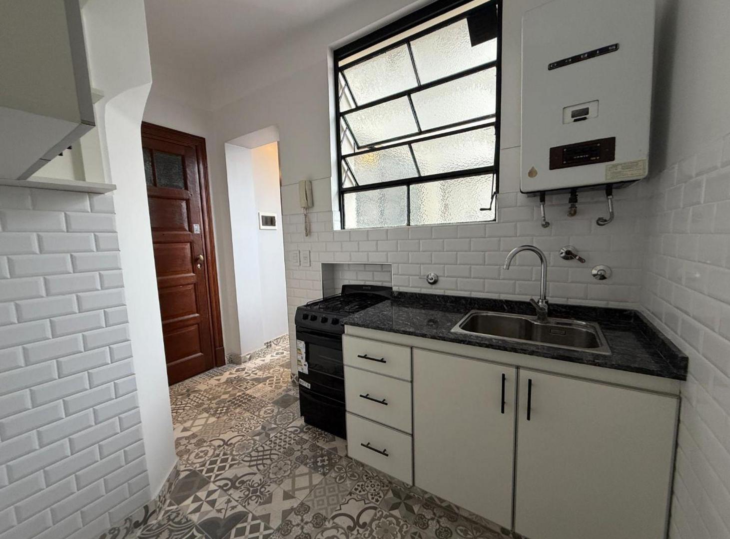 Foto de VENTA 3 AMBIENTES CON DEPENDENCIA SAN CRISTOBAL, imagen 5