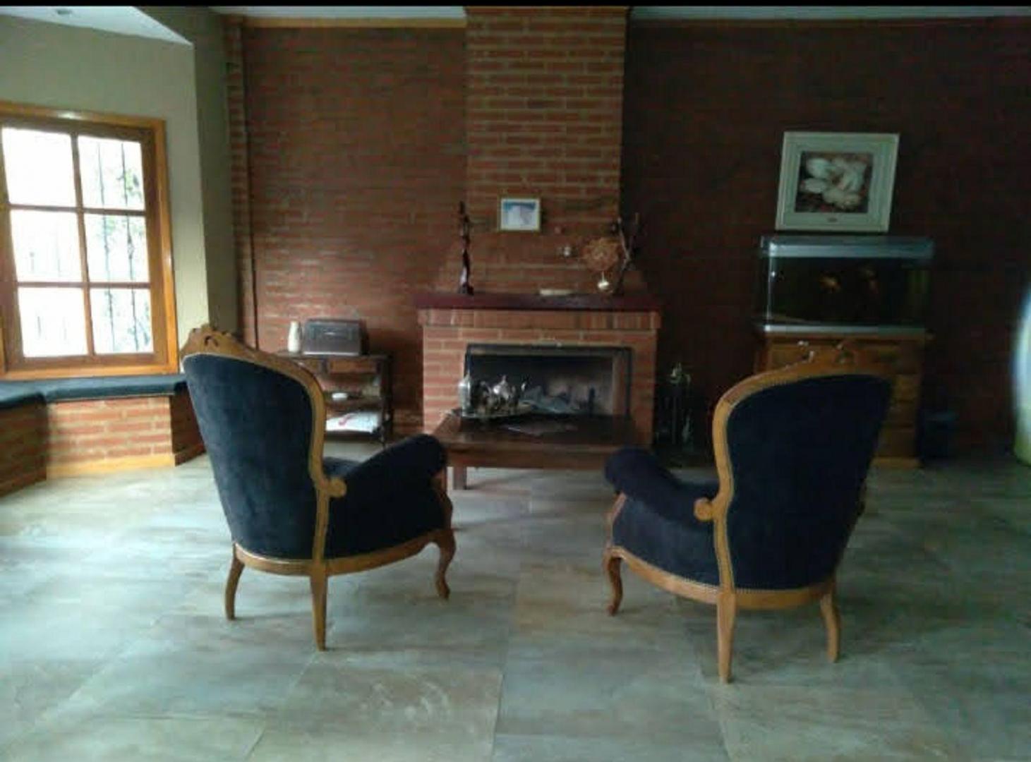Foto de VENTA CHALET EN DOS PLANTAS EL JAGUEL., imagen 1