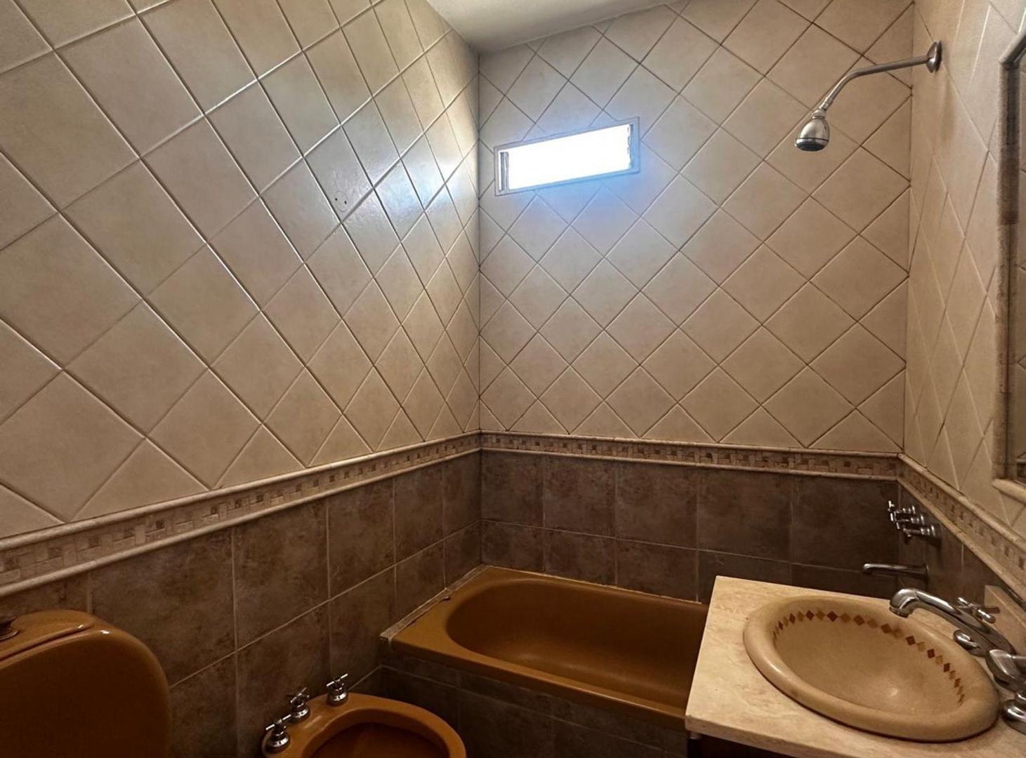 Foto de VENTA 2 AMBIENTES MUY LUMINOSO EN SAAVEDRA, imagen 4