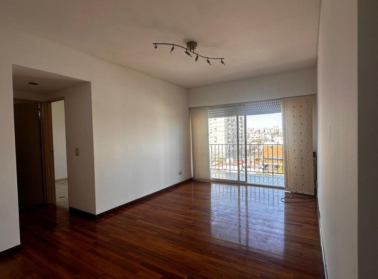 Foto de VENTA 2 AMBIENTES MUY LUMINOSO EN SAAVEDRA, imagen 2