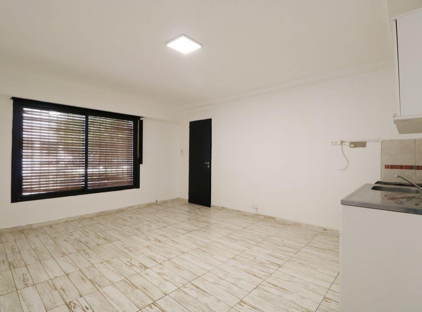 Foto de Casa 5 Amb. c/ Terraza Villa Pueyrredón 2 familias, imagen 2