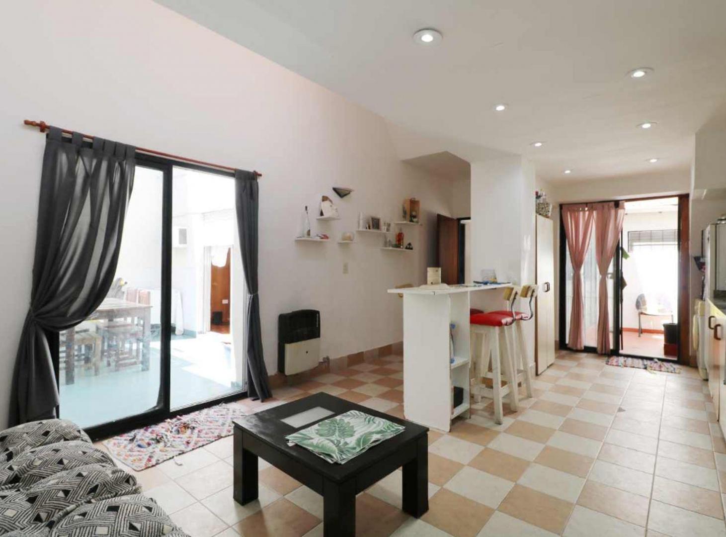 Foto de Casa 5 Amb. c/ Terraza Villa Pueyrredón 2 familias, imagen 3