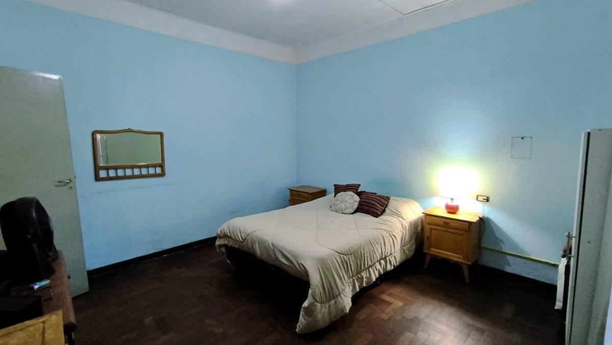 Foto de VENTA CASA BERNAL OESTE AMPLIO LOTE QUILMES, imagen 5