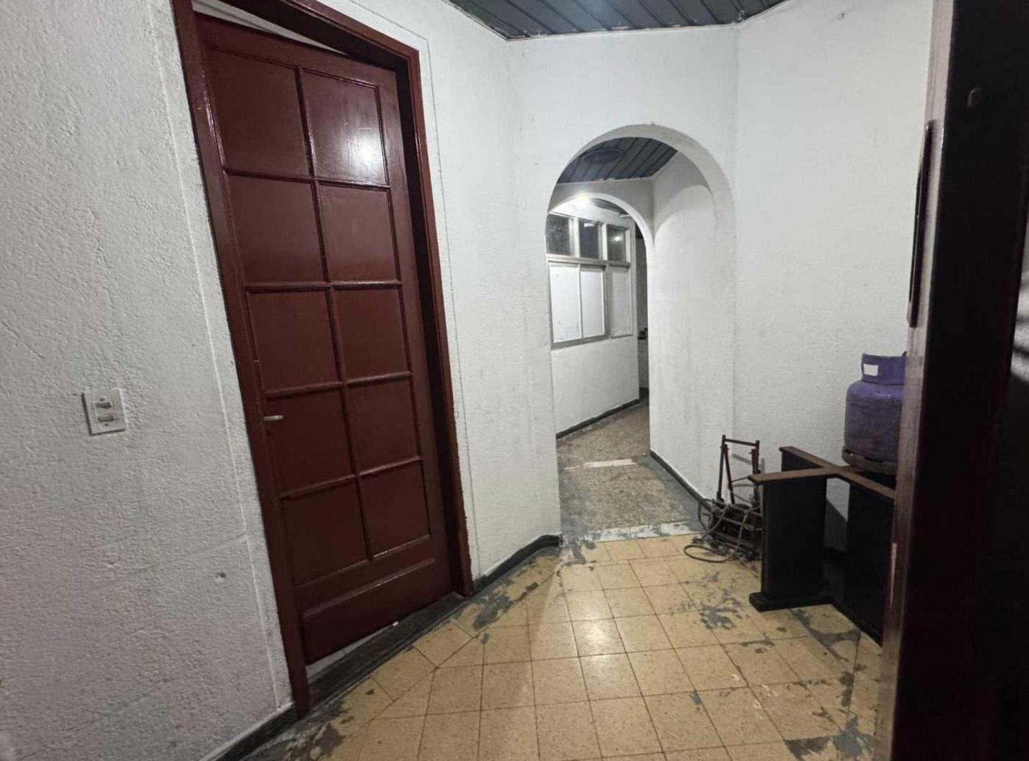 Foto de EDIFICIO A RECICLAR Y LOCAL A LA CALLE, BALVANERA., imagen 3