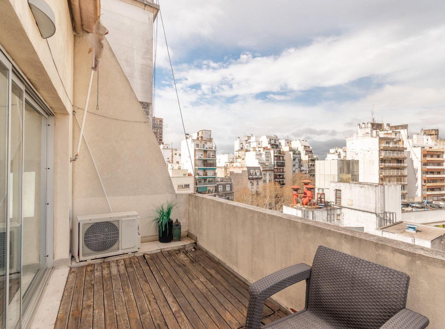 Foto de EN VENTA BARRIO NORTE RECOLETA PISO 11 CON BALCÓN, imagen 4