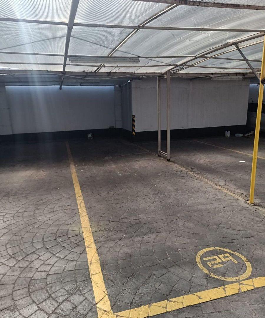 Foto de COCHERA DOBLE EN VENTA AV. AVELLANEDA 2400, imagen 5