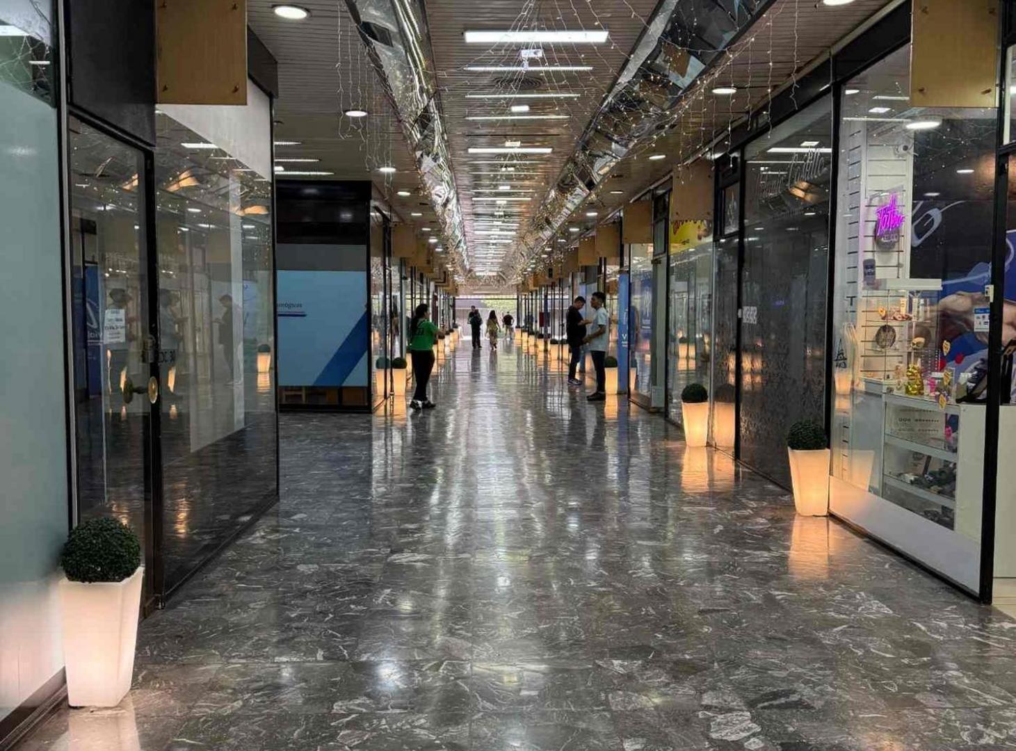 Foto de VENTA LOCAL EN GALERÍA COLON FLORIDA 360, imagen 1