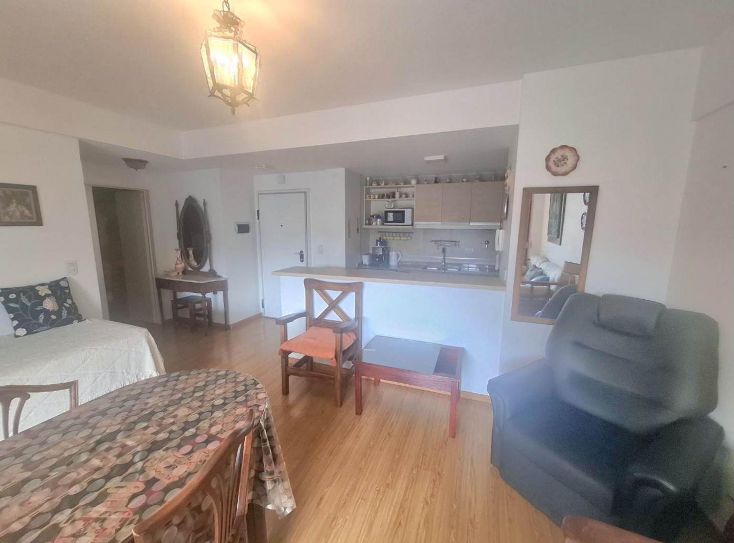 Foto de VENTA DEPTO. 2AMB-BALCON/COCH-AV.INDEP 3600-BOED0, imagen 3