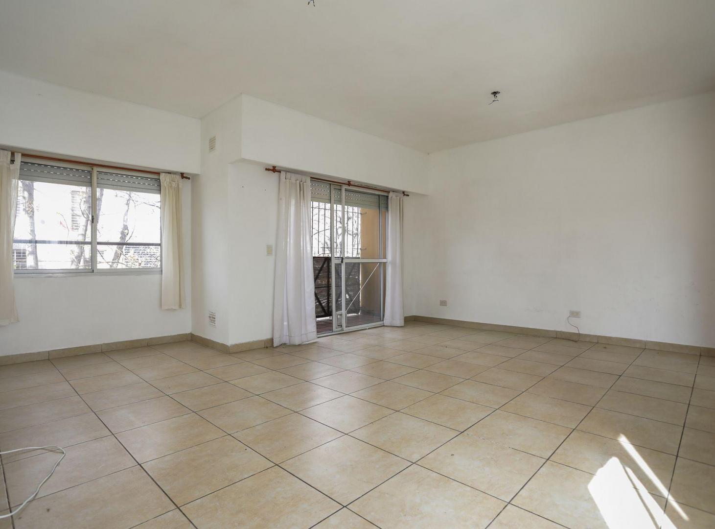 Foto de VENTA DEPARTAMENTO 2 AMBIENTES EN V. URQUIZA, imagen 2