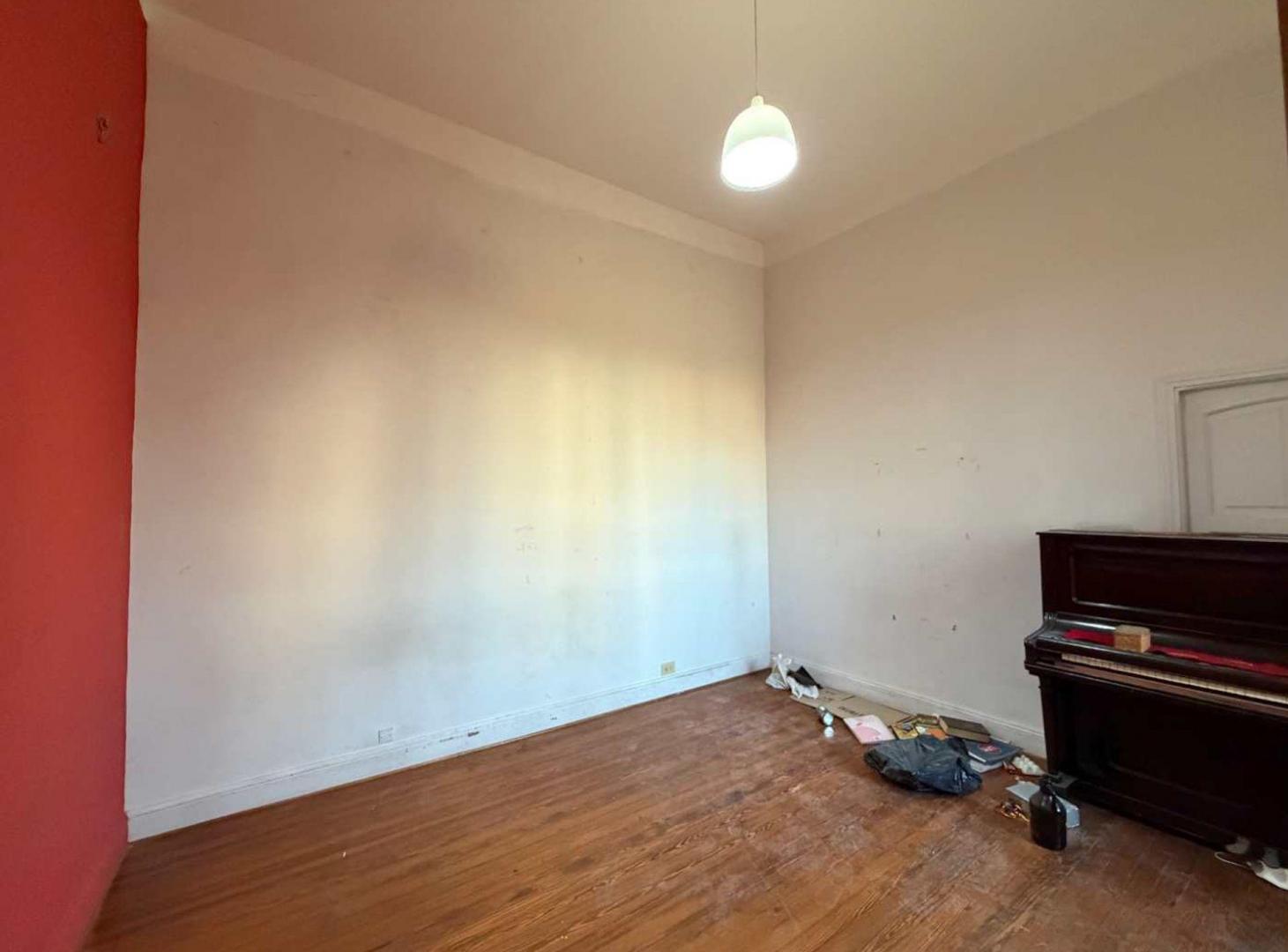 Foto de DEPTO 4 AMBIENTES + TERRAZA EN VENTA AV. BELGRANO, imagen 2