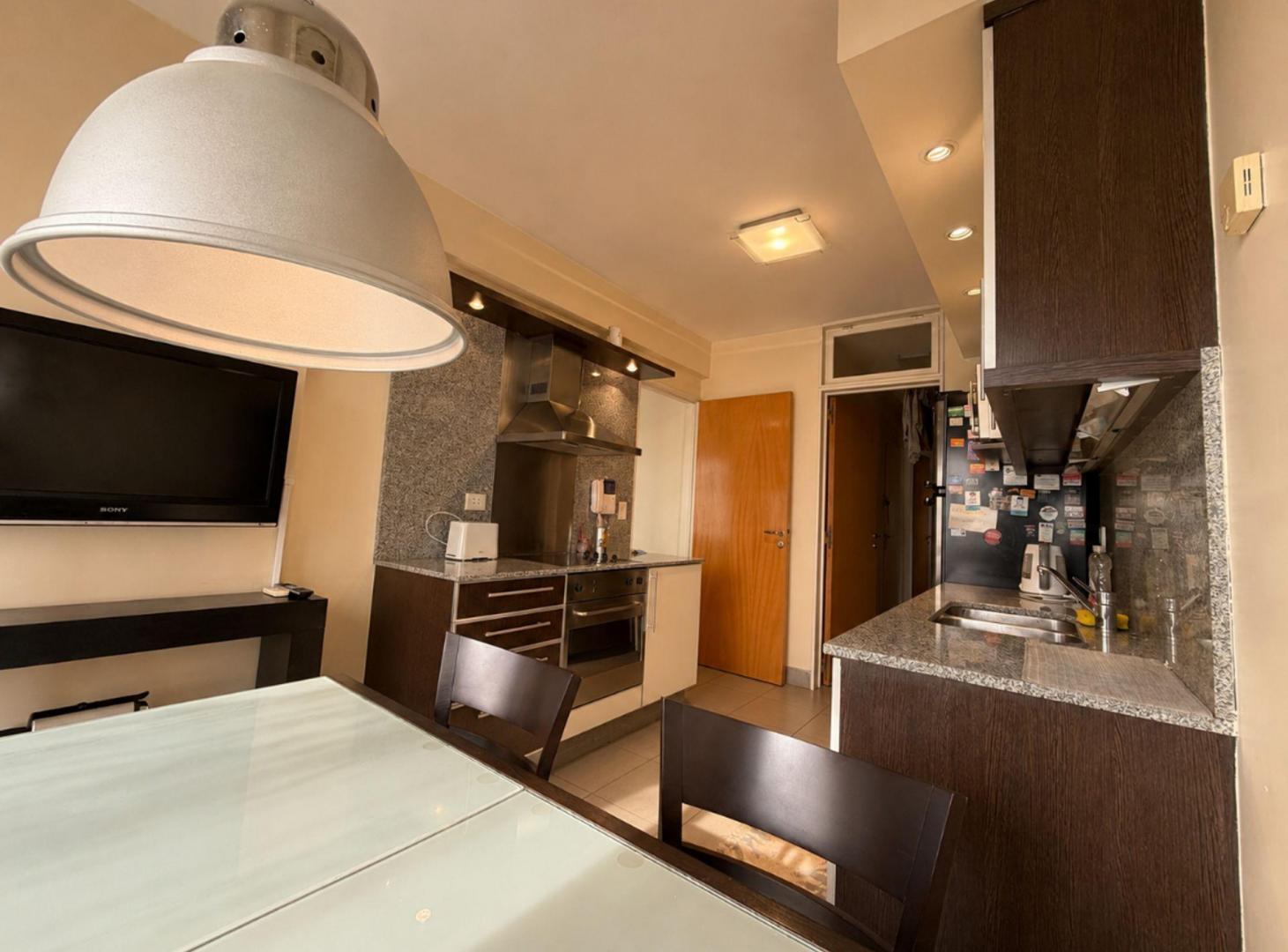 Foto de VENTA DE DEPARTAMENTO 4 AMB. LAS CAÑITAS. COCHERA, imagen 5