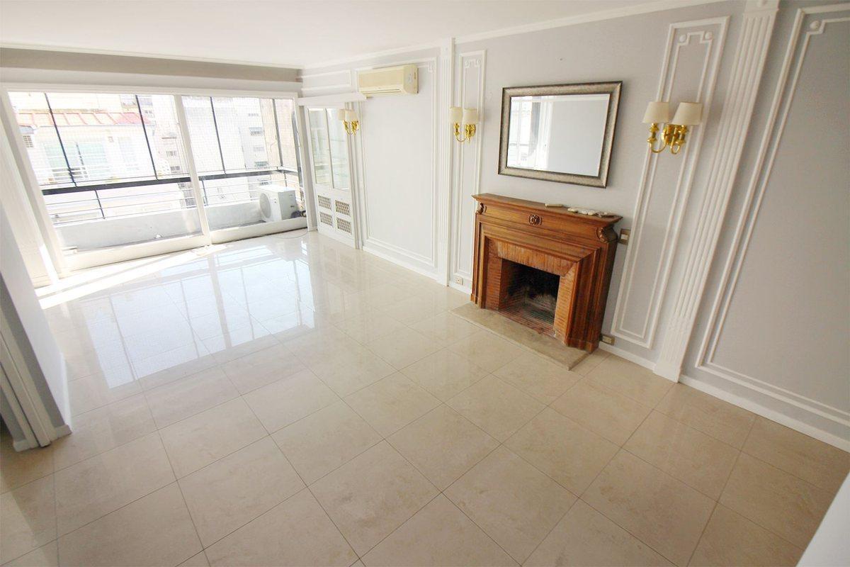 Foto de OPORTUNIDAD IMPECABLE PISO ENTERO ,ALTO ,FRENTE, imagen 5