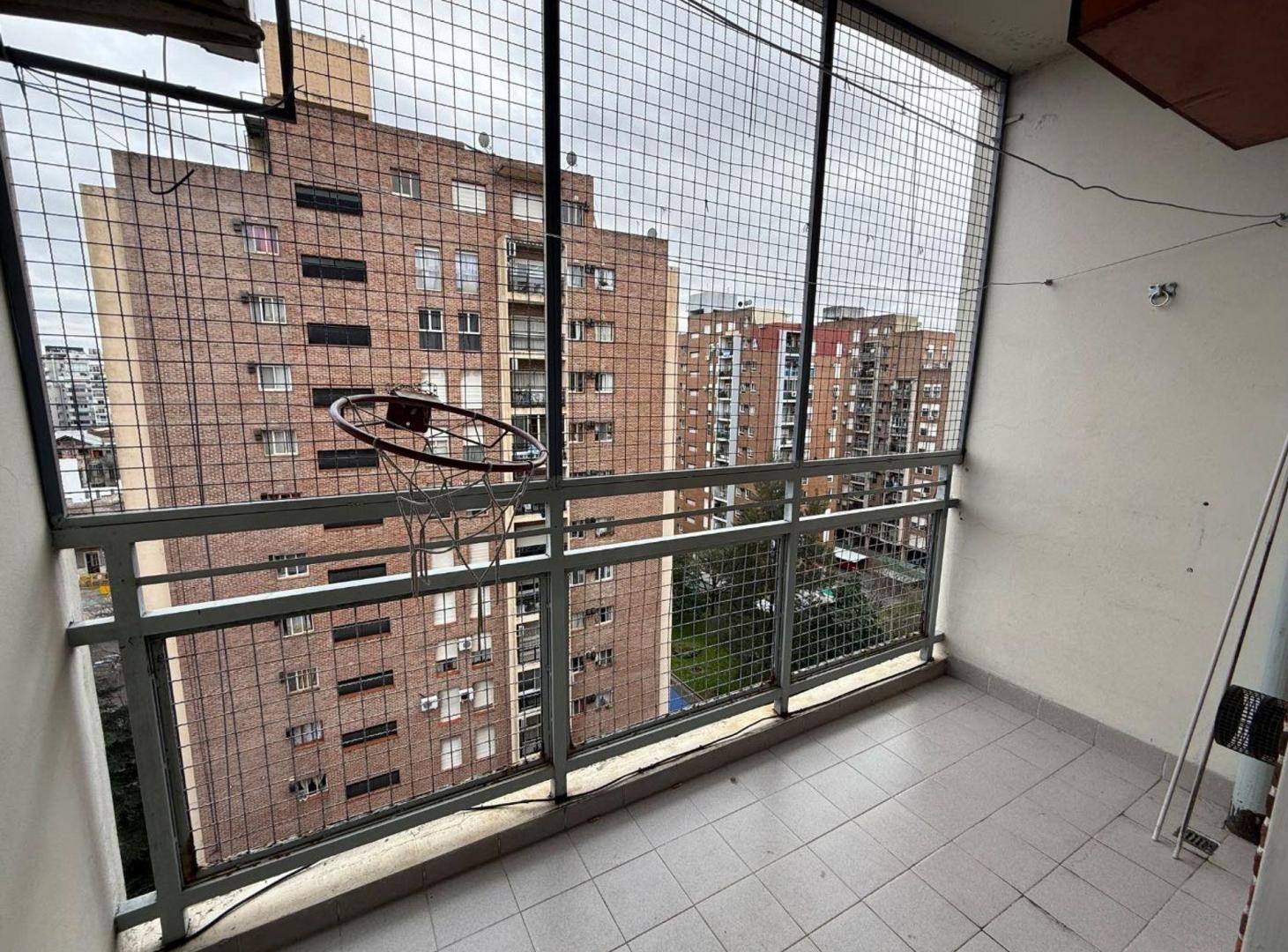 Foto de VENTA DEPARTAMENTO 3 AMB CON COCHERA, LA BOCA, imagen 1