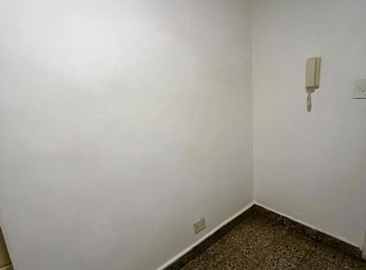 Foto de VENTA DPTO 3 AMB BALCÓN AVELLANEDA (AV GALICIA), imagen 1