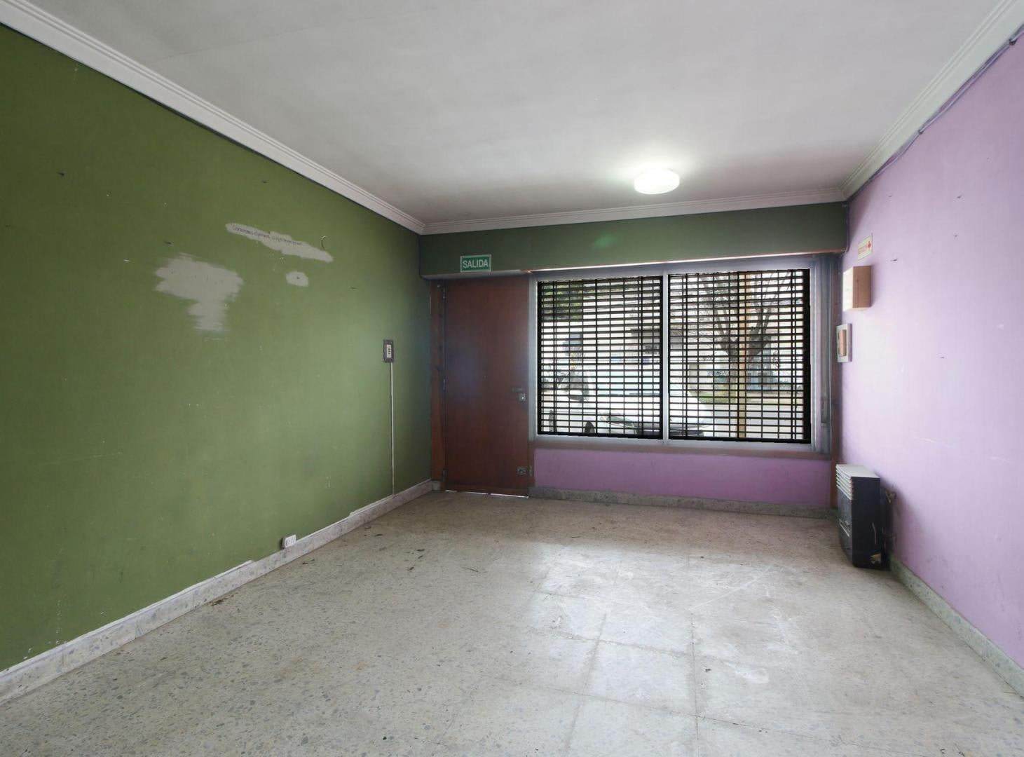 Foto de VENTA LOCAL, CASA Y GALPON LLAVALLOL, imagen 3