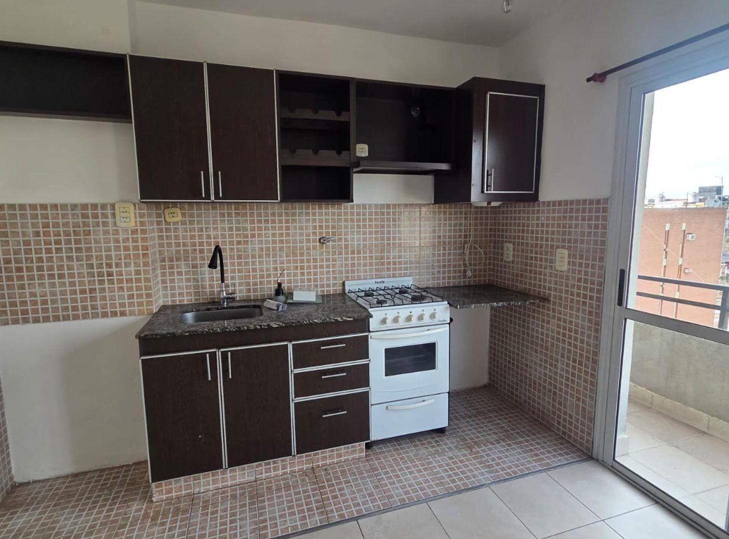Foto de ALQUILER DEPARTAMENTO 2 AMBIENTES CON BALCON MORON, imagen 1