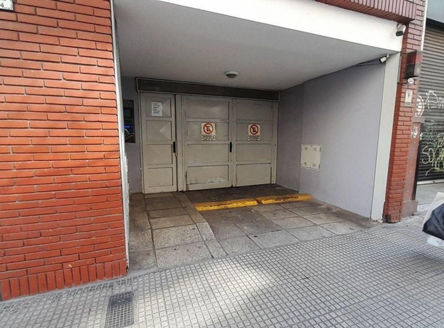 Foto de VENTA COCHERA FIJA CUBIERTA- 13 m² - Abasto, imagen 4
