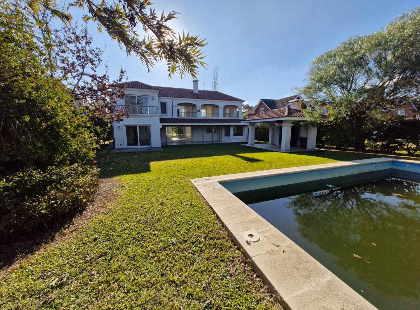 Foto de CASA EN SANTA MARÍA DE TIGRE CON QUINCHO Y PILETA, imagen 4