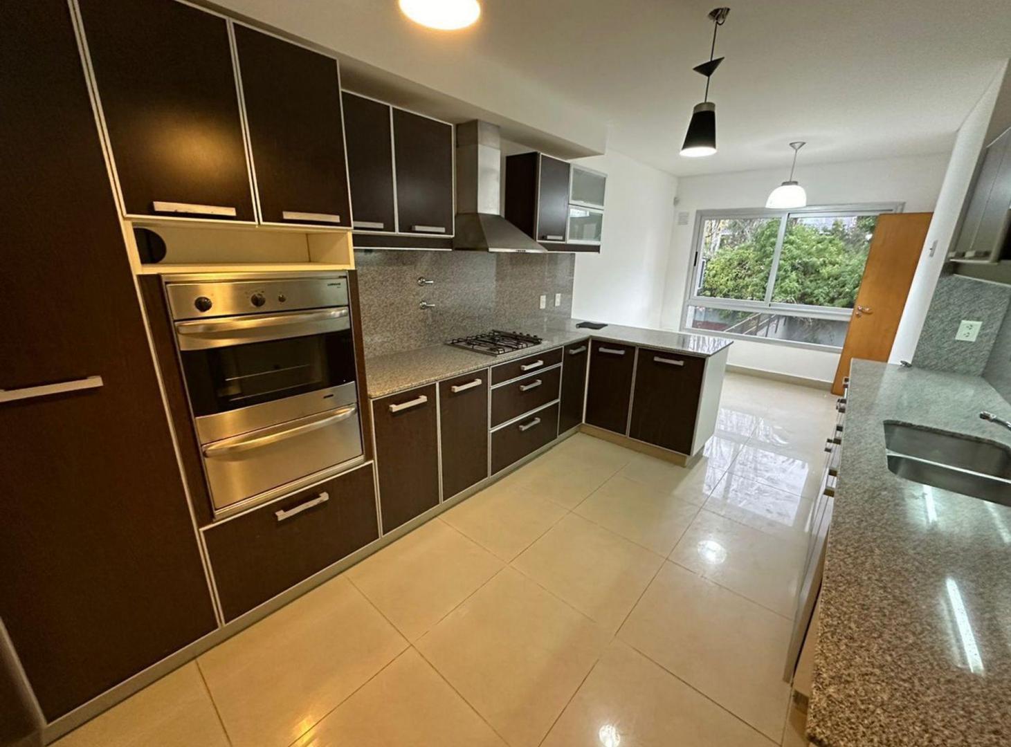 Foto de Departamento en alquiler – Av. del Libertador 13.4, imagen 4